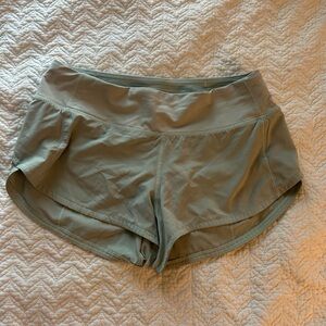 Lululemon Women's Green Shorts